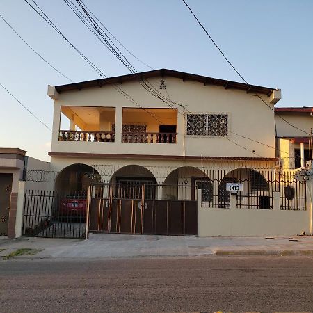 Hotel Casa Altamira à San Pedro Sula Extérieur photo