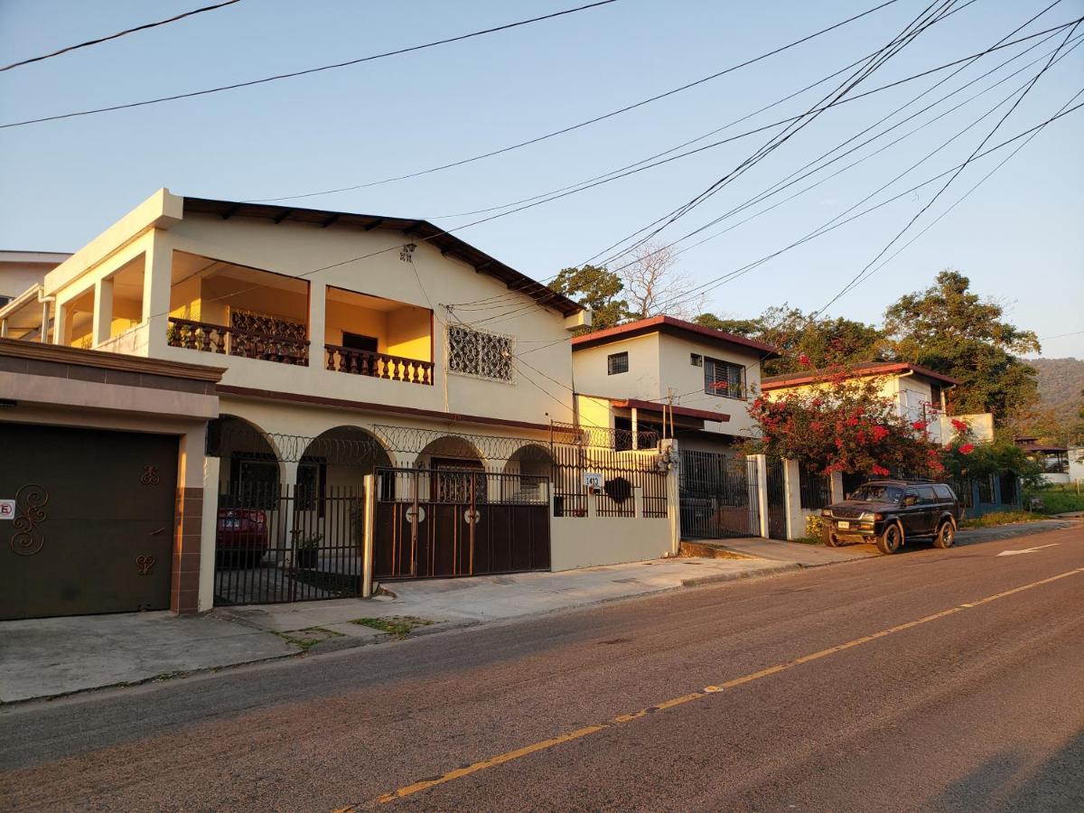 Hotel Casa Altamira à San Pedro Sula Extérieur photo