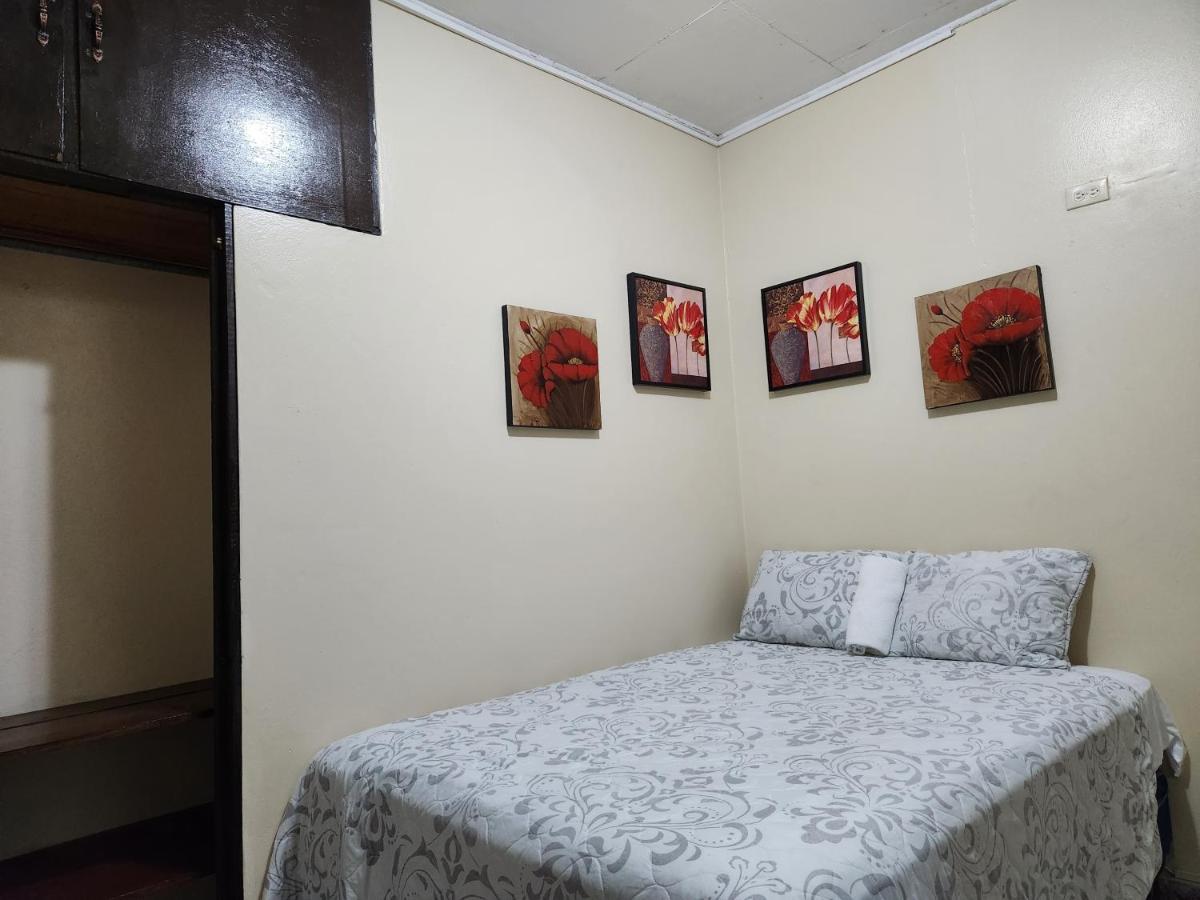 Hotel Casa Altamira à San Pedro Sula Extérieur photo