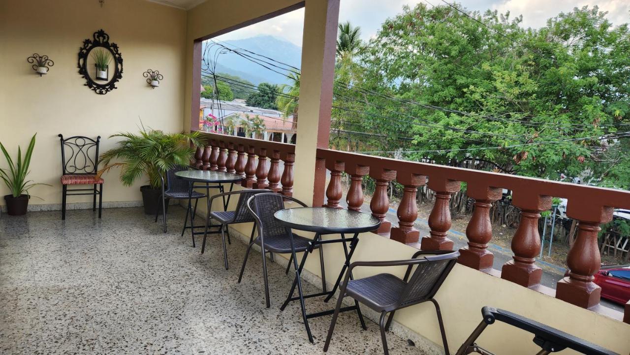 Hotel Casa Altamira à San Pedro Sula Extérieur photo