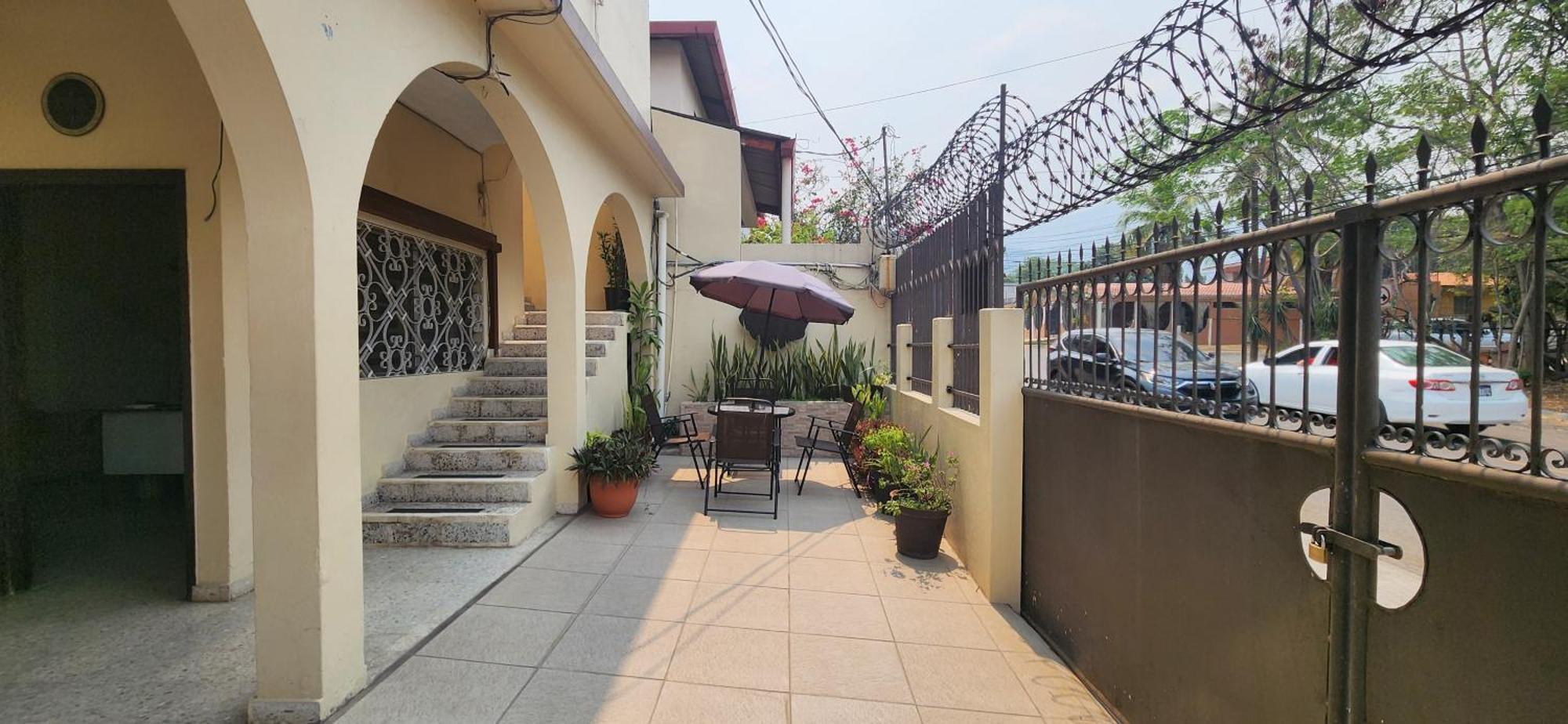 Hotel Casa Altamira à San Pedro Sula Extérieur photo