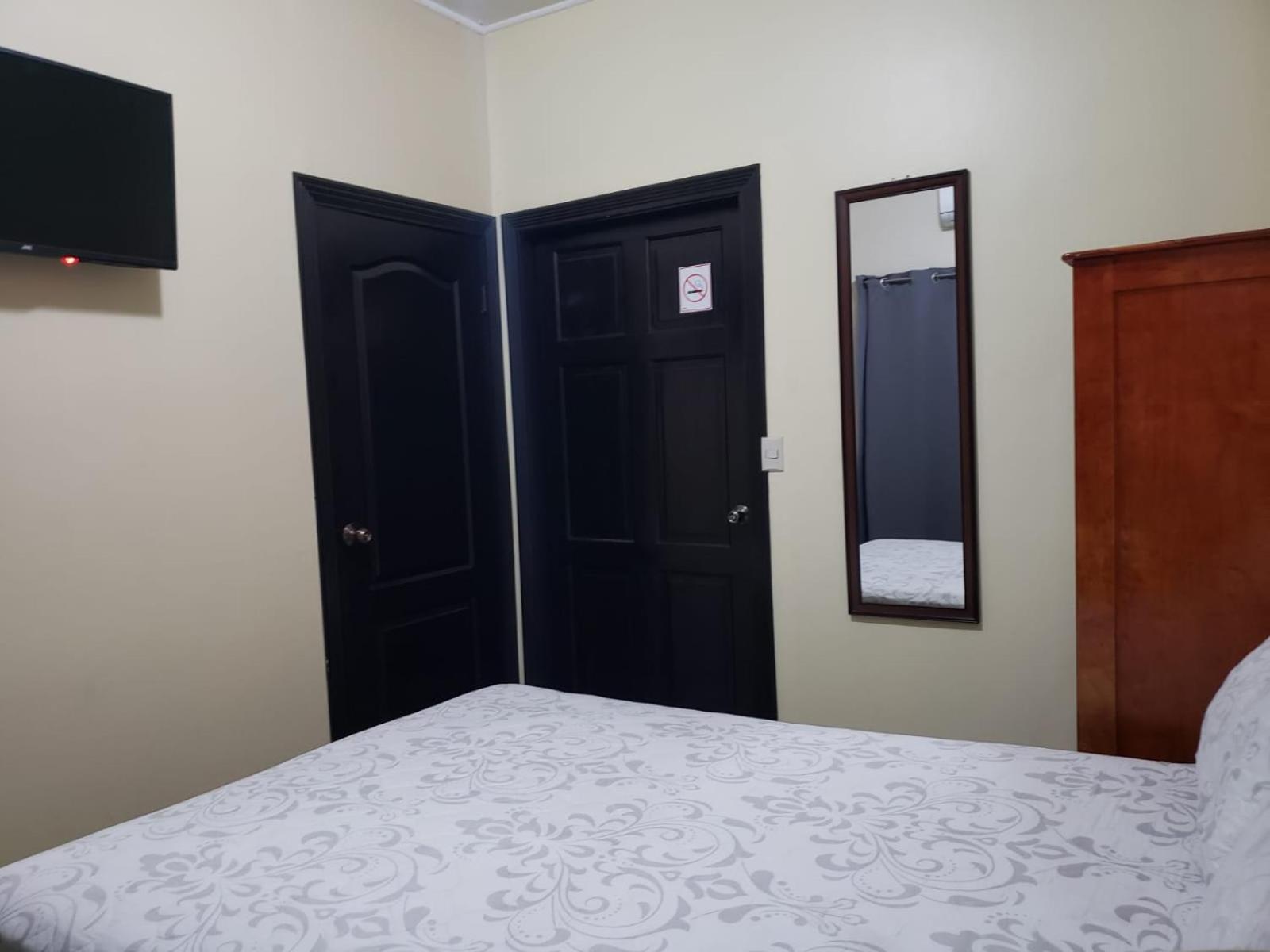 Hotel Casa Altamira à San Pedro Sula Extérieur photo