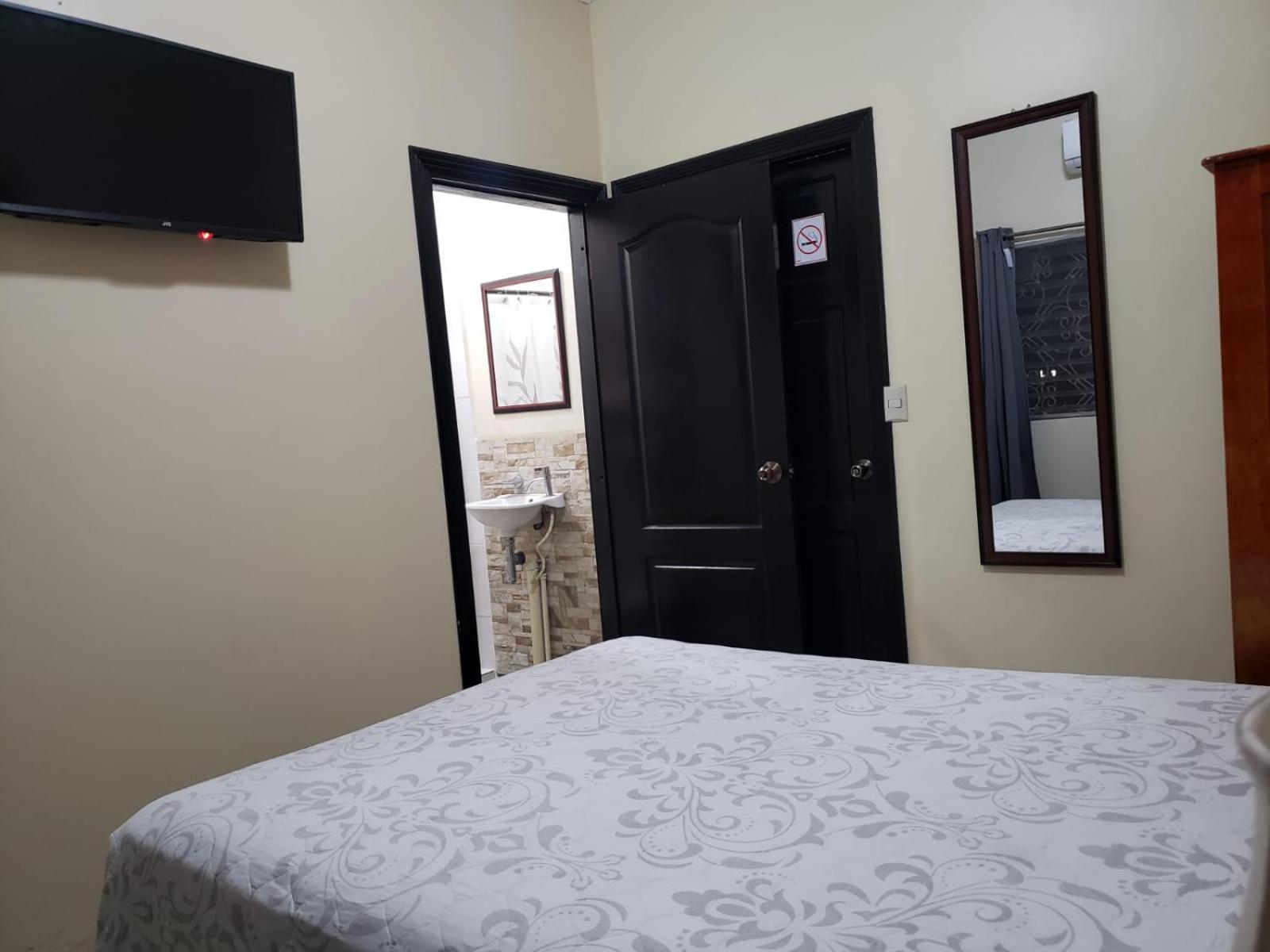 Hotel Casa Altamira à San Pedro Sula Extérieur photo